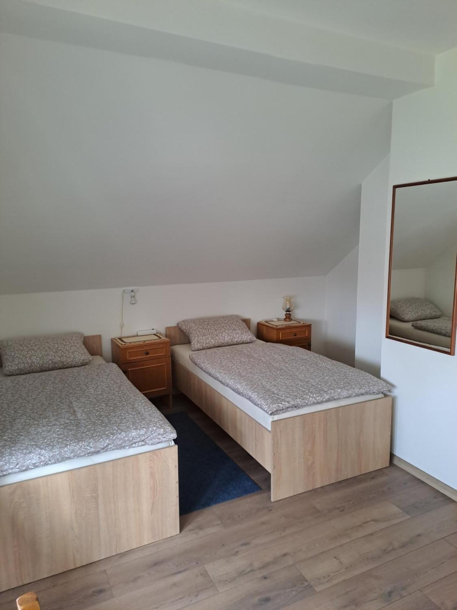 Apartman "Jagar" โอกูลิน ภายนอก รูปภาพ